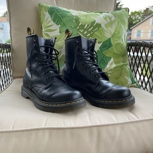 1460 Doc Martens